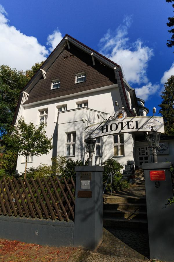 Hotel Landhaus Schlachtensee Берлин Экстерьер фото